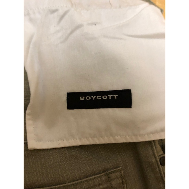 BOYCOTT(ボイコット)のデニム系パンツ　カーキ　M  BOYCOTT メンズのパンツ(デニム/ジーンズ)の商品写真