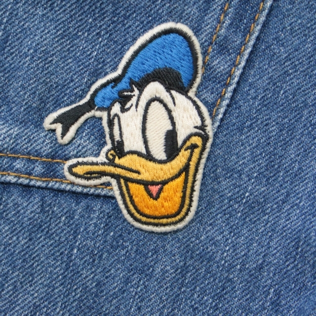 即納!最大半額! Gucci 【レディース】【中古】【美品】 27 青 ブルー 綿 コットン Duck Donald ドナルドダッグ ストレート ジーパン ジーンズ ボトムス デニム パンツ ディズニー DISNEY グッチ GUCCI - デニム+ジーンズ