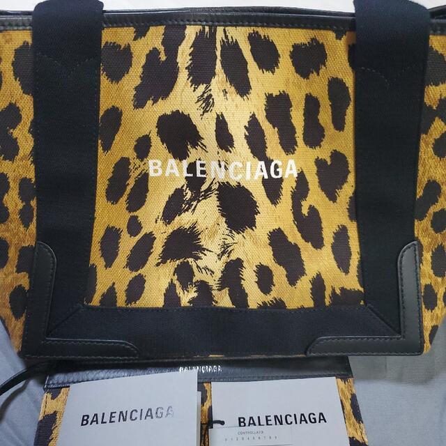 Balenciaga(バレンシアガ)の限定完売　BALENCIAGA ネイビーカバス　レオパード柄　S　美品 レディースのバッグ(トートバッグ)の商品写真