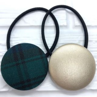 【929】ハンドメイド　38mm くるみボタン　ヘアゴム(ヘアアクセサリー)