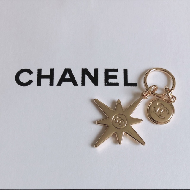 最高の シャネル chanel ホリデー限定チャーム 2個 スター tdh