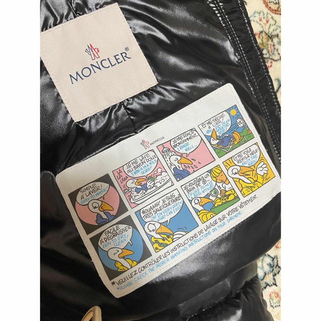 MONCLER(モンクレール)の【超美品】日本未入荷　モンクレールダウン レディースのジャケット/アウター(ダウンジャケット)の商品写真