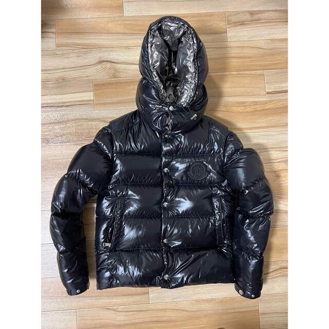 MONCLER(モンクレール)のモンクレールダウン　TARNOS タルノス日本限定品☆美品☆0サイズ メンズのジャケット/アウター(ダウンベスト)の商品写真