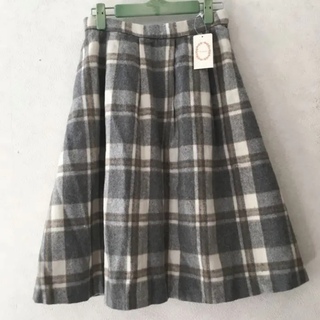 テチチ(Techichi)のテチチ スカート 新品 テチチ  チェック柄 スカート(ひざ丈スカート)