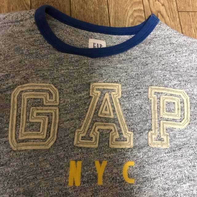 GAP Kids(ギャップキッズ)のGAPキッズインナー キッズ/ベビー/マタニティのキッズ服男の子用(90cm~)(Tシャツ/カットソー)の商品写真