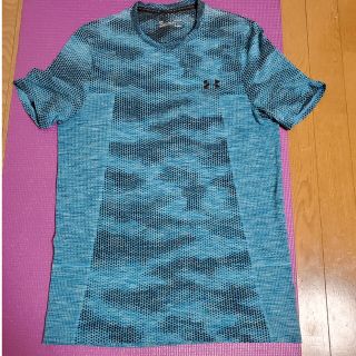 アンダーアーマー(UNDER ARMOUR)のUNDER ARMOUR　Tシャツ(Tシャツ/カットソー(半袖/袖なし))