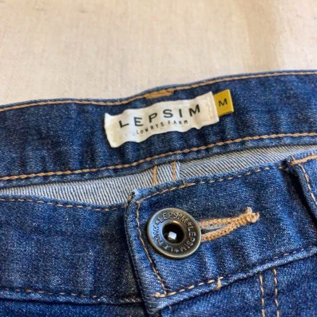 LEPSIM LOWRYS FARM(レプシィムローリーズファーム)のLEPSIM デニムパンツ lowrys farm レディースのパンツ(デニム/ジーンズ)の商品写真