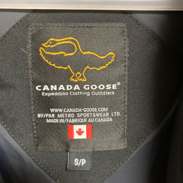 CANADA GOOSE(カナダグース)の【即購入OK】カナダグース　ダウンジャケット メンズのジャケット/アウター(ダウンジャケット)の商品写真
