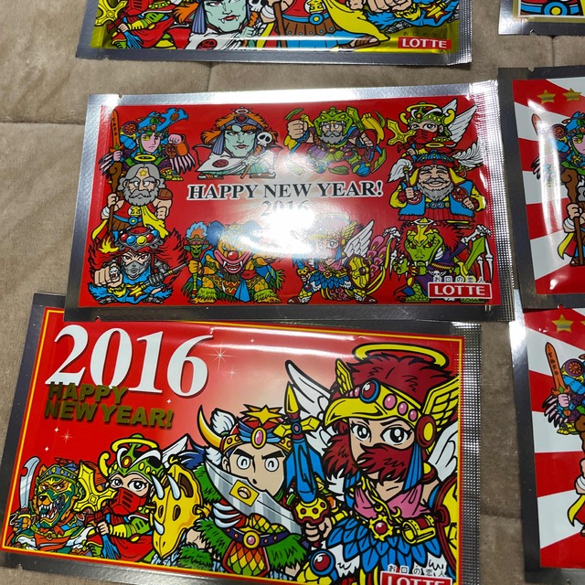 千葉ロッテマリーンズ(チバロッテマリーンズ)のビックリマン　痛ガム　2016年賀　レア エンタメ/ホビーのおもちゃ/ぬいぐるみ(キャラクターグッズ)の商品写真