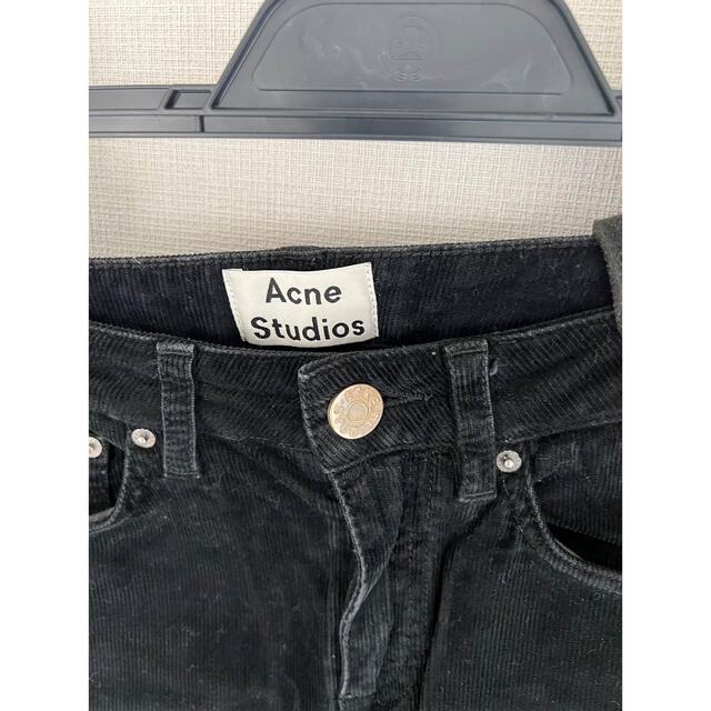 Acne Studios(アクネストゥディオズ)のアクネ　スキニー　コーデュロイ レディースのパンツ(スキニーパンツ)の商品写真