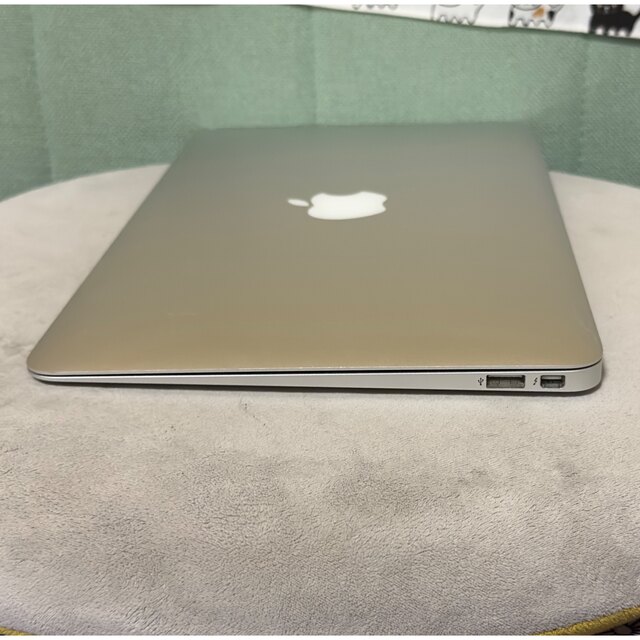 MacBook Air11 i5 4GB 128GB early 2015