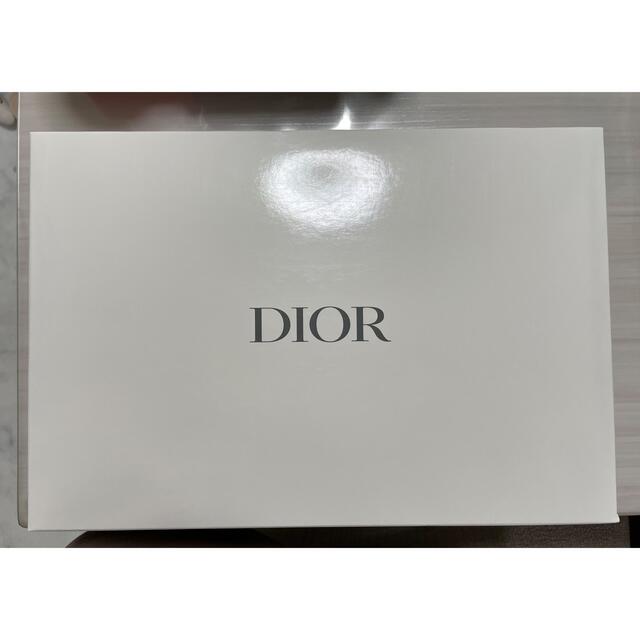 Dior(ディオール)のディオール ノベルティ  オリジナルバスタオル インテリア/住まい/日用品の日用品/生活雑貨/旅行(タオル/バス用品)の商品写真
