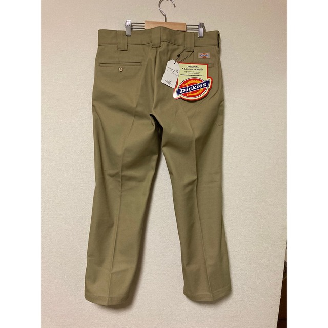 Dickies(ディッキーズ)のディッキーズ　メンズ　クロップドパンツ　ベージュ　Ｍ　新品タグ付 メンズのパンツ(ワークパンツ/カーゴパンツ)の商品写真