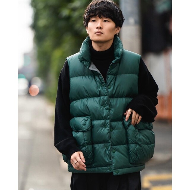 1LDK SELECT(ワンエルディーケーセレクト)のDAIWA PIER39 TECH BACK PACKER DOWN VEST メンズのジャケット/アウター(ダウンベスト)の商品写真