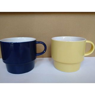 【2個セット】マグカップ（イエロー＆ネイビー）(食器)