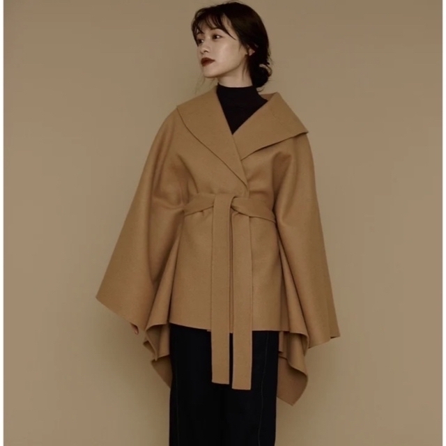 Irregular hem Cape Coat Irregular hem Cape Coat