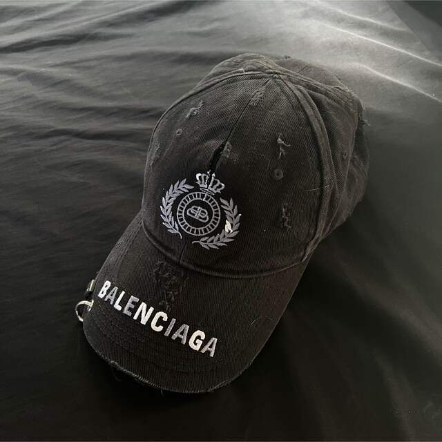 BALENCIAGA DESTROY PIERCING CAP vimaseguridad.com