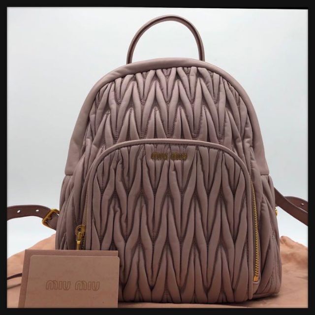 miumiu - 【定価31万・未使用に近い】ミュウミュウ バックパック