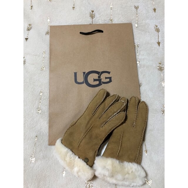 【新品、未使用品】UGGアグ　シープスキン手袋★ 1