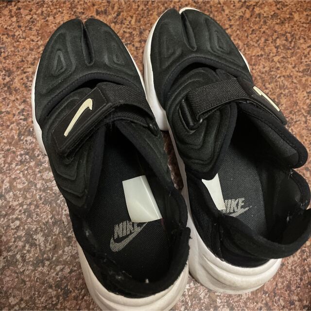 NIKE アクアリフト