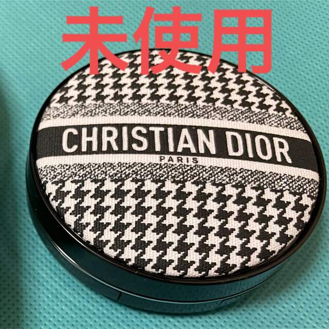 Dior スキンフォーエヴァークッションファンデーション　2N