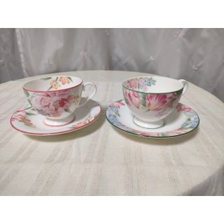 ロイヤルアルバート(ROYAL ALBERT)のロイヤルアルバート　フォンテイン&オフェリア　カップ&ソーサー2絵柄セット(食器)