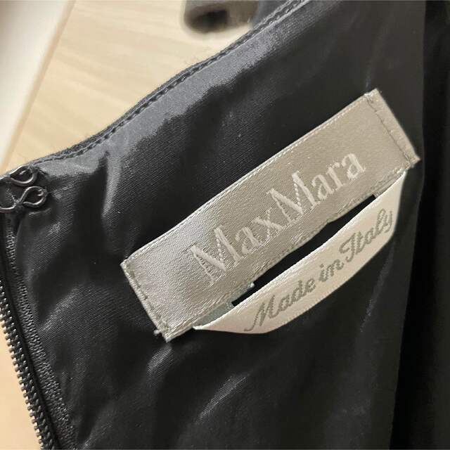 Max Mara(マックスマーラ)のマックスマーラ パーティー用 ドレス ワンピース 濃紺 レディースのフォーマル/ドレス(ミディアムドレス)の商品写真