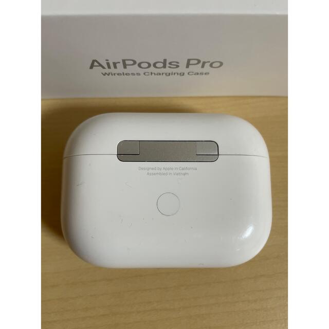 美品　Apple AirPods  Pro エアーポッズ　充電ケースのみ 2