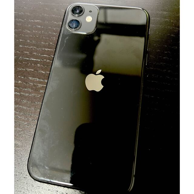 iPhone(アイフォーン)のiphone11 128gb ブラック スマホ/家電/カメラのスマートフォン/携帯電話(スマートフォン本体)の商品写真