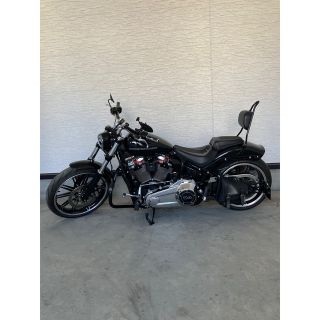 ハーレーダビッドソン(Harley Davidson)のハーレーダビッドソン ブレイクアウト 2021年 有名店カスタム車(車体)