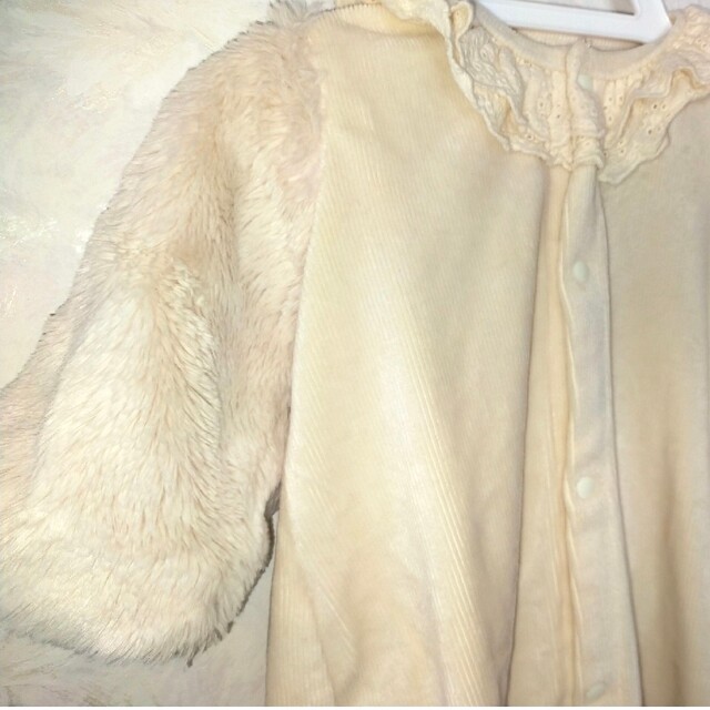 袖もこもこファー風　コーデュロイ2wayオール キッズ/ベビー/マタニティのベビー服(~85cm)(カバーオール)の商品写真