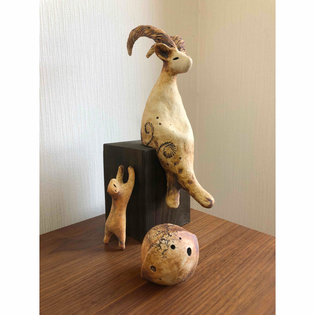 彫刻/オブジェ山羊　ヤギ　土鈴　プレーリードッグ　陶芸アート　オブジェ