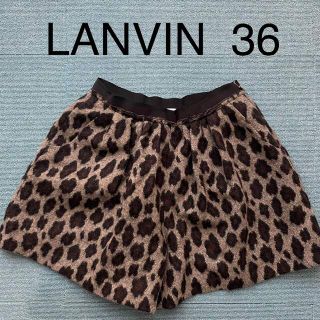 ランバンオンブルー(LANVIN en Bleu)のLANVIN en Bleu ヒョウ柄ウールショートパンツ 36(ショートパンツ)