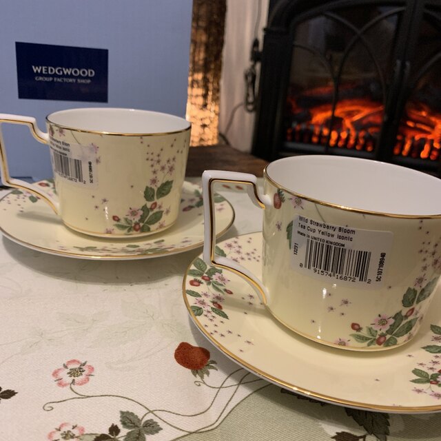 人気商品!! 【お値下げ】WEDGWOOD ワイルドストロベリーブルーム