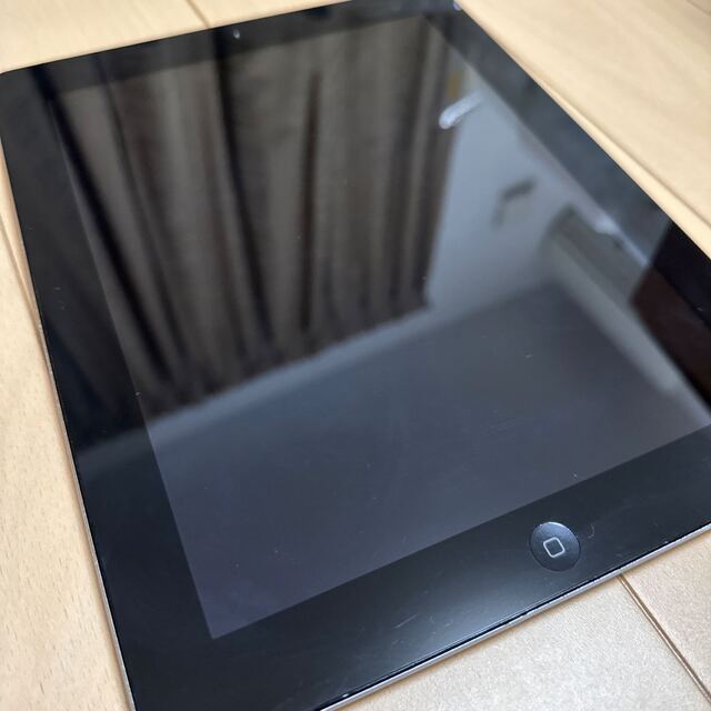 iPad(アイパッド)のiPad 第3世代 Model A1416 16GB ジャンク スマホ/家電/カメラのPC/タブレット(タブレット)の商品写真