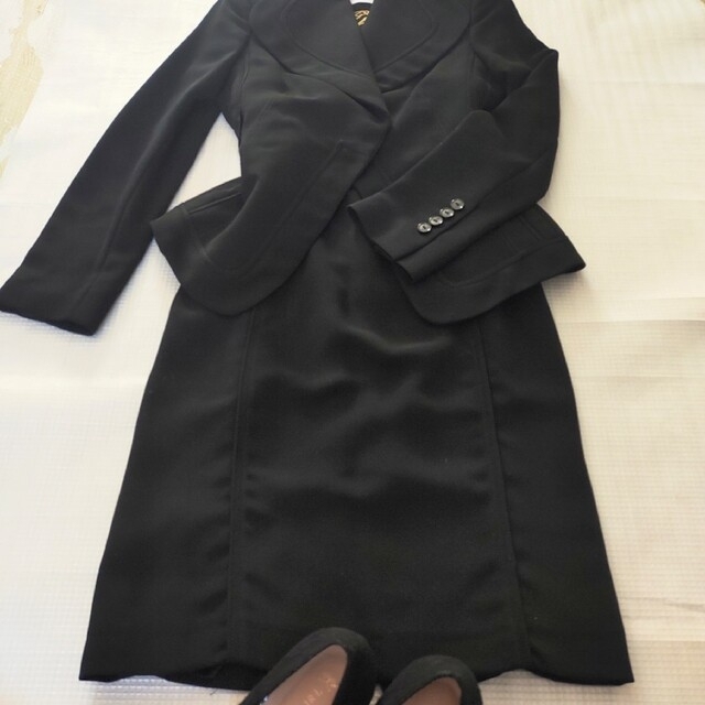 ZARA(ザラ)の【ZARA WOMAN】セットアップ　スーツ　スカート　ブラック レディースのフォーマル/ドレス(スーツ)の商品写真