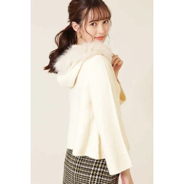 JILL by JILLSTUART - ジルバイジルスチュアート　ファー付ケープ　ケープ付きパーカー