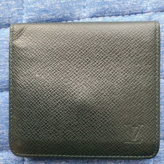 ルイヴィトン(LOUIS VUITTON)のLOUIS VUITTON(ルイ ヴィトン)　タイガ　二つ折り財布(折り財布)