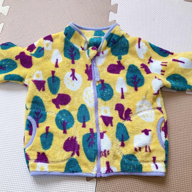 ジャンパー ふわふわ90サイズ  キッズ/ベビー/マタニティのキッズ服男の子用(90cm~)(ジャケット/上着)の商品写真