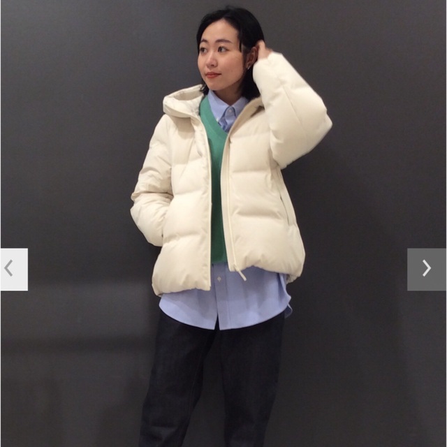 UNIQLO(ユニクロ)のUNIQLO カシミヤVネックセーター（長袖）ピンク レディースのトップス(ニット/セーター)の商品写真