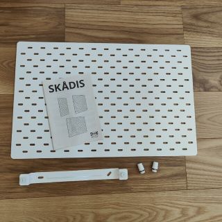 イケア(IKEA)のIKEA SKADIS 有孔ボード36×56cm　白(インテリア雑貨)