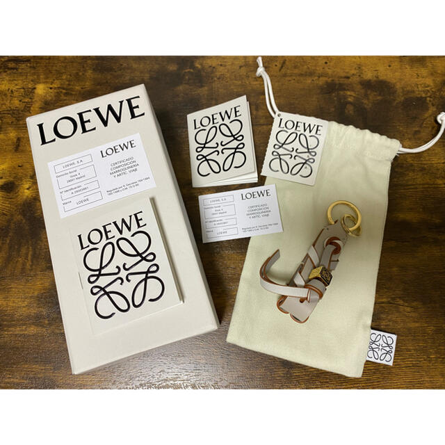 LOEWE キーリング キーチャーム - キーホルダー