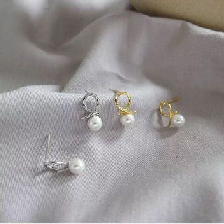 A507【純銀製⭐】ピアス 1粒 パール 小ぶり シンプル 上品 K18YG