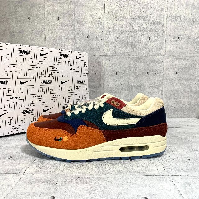 NIKE(ナイキ)の新品未使用 Nike Air Max 1 Kasina エアマックス　カシナ メンズの靴/シューズ(スニーカー)の商品写真