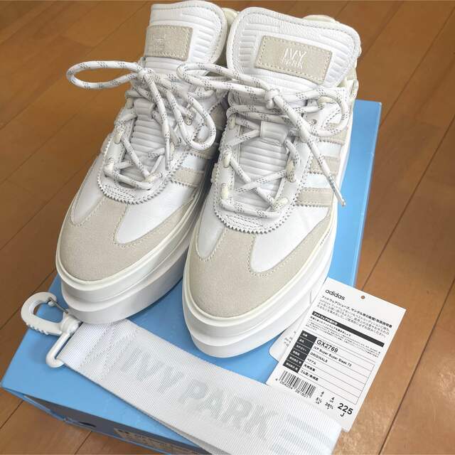 xIvyPaadidas × Ivy Park 22.5