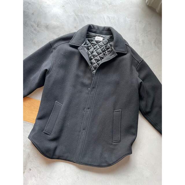 LEMAIRE(ルメール)の希少サイズ50 Lownn Quilted Shirt Coat メンズのジャケット/アウター(ブルゾン)の商品写真