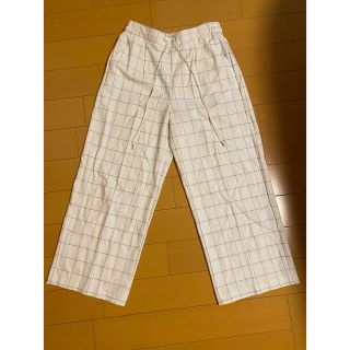 フェリシモ(FELISSIMO)の新品！お値下げ！！IEDIT☆パンツ★Mサイズ★ホワイト(カジュアルパンツ)