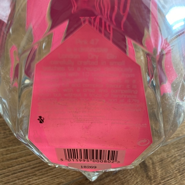 専用　London Dry Gin PINK47 Alc.47% 700ml 食品/飲料/酒の酒(蒸留酒/スピリッツ)の商品写真