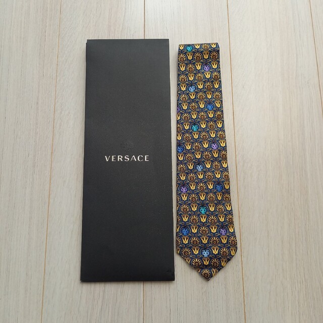 セットアップ 値下げ ヴェルサーチ Versace ネクタイ econet.bi