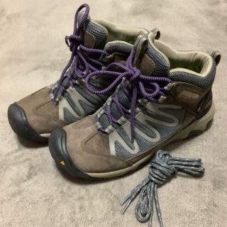 キーン(KEEN)のキーン　トレッキングシューズ　防水(スニーカー)